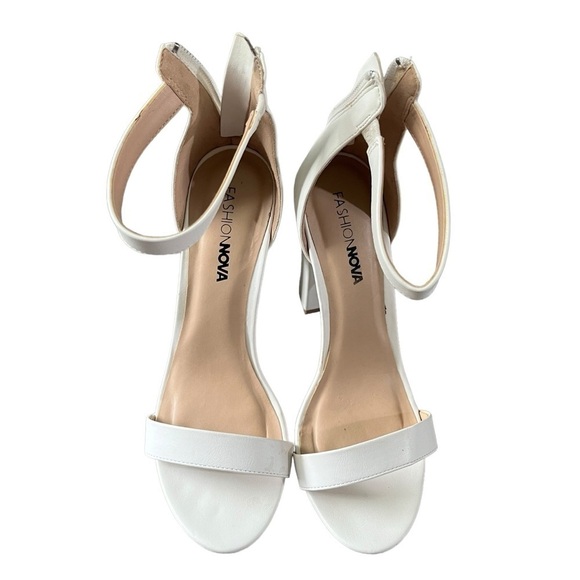 Simply Chic Heel - White - Picture 13 of 15